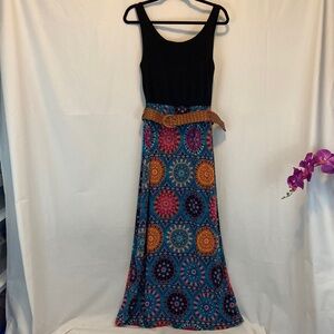 Rue 21 Women’s Black and Multi Color Sleeveless Maxi Dress with Belt Size M